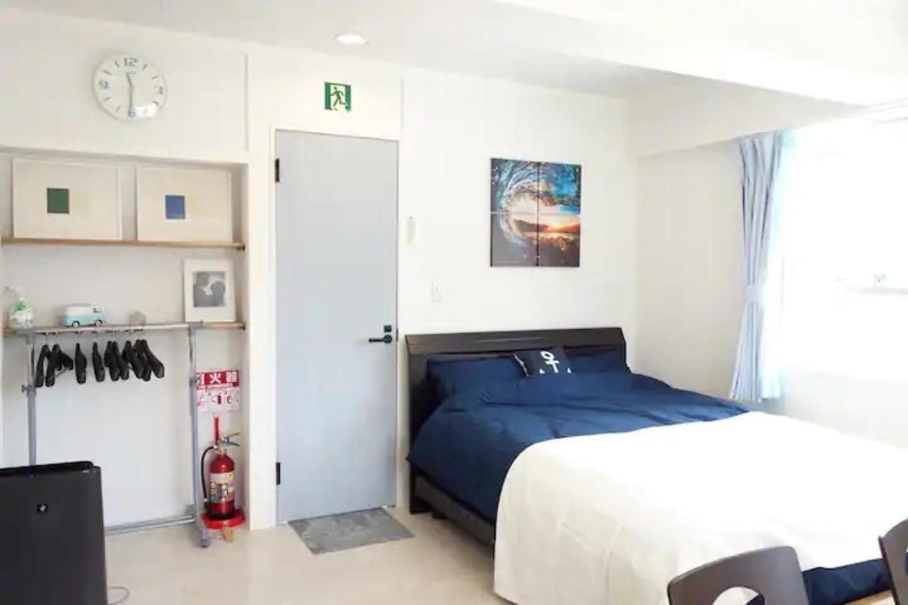 Apartment Paradise Makishi: Okinawa Experience Steps From Kokusai Street *